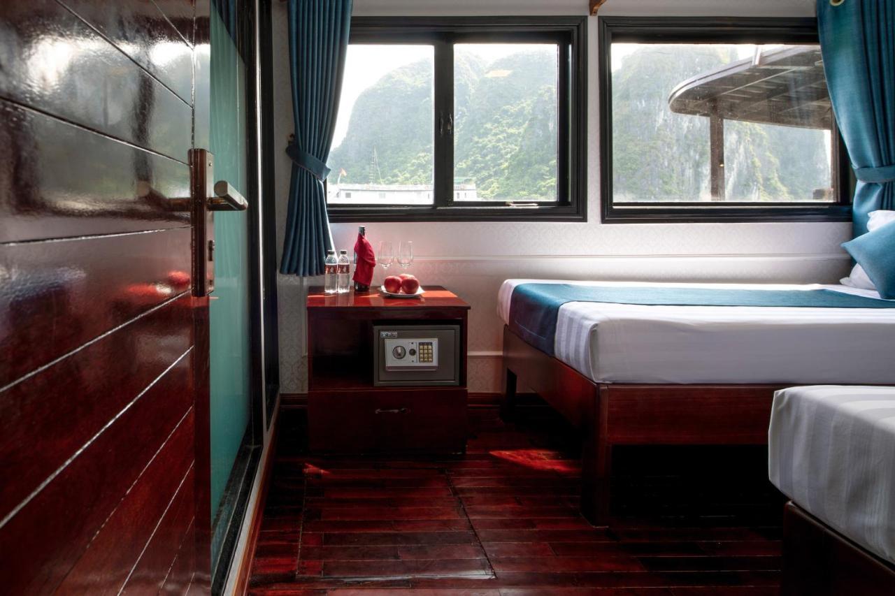 Hotel Charm Boutique Cruise à Hạ Long Extérieur photo
