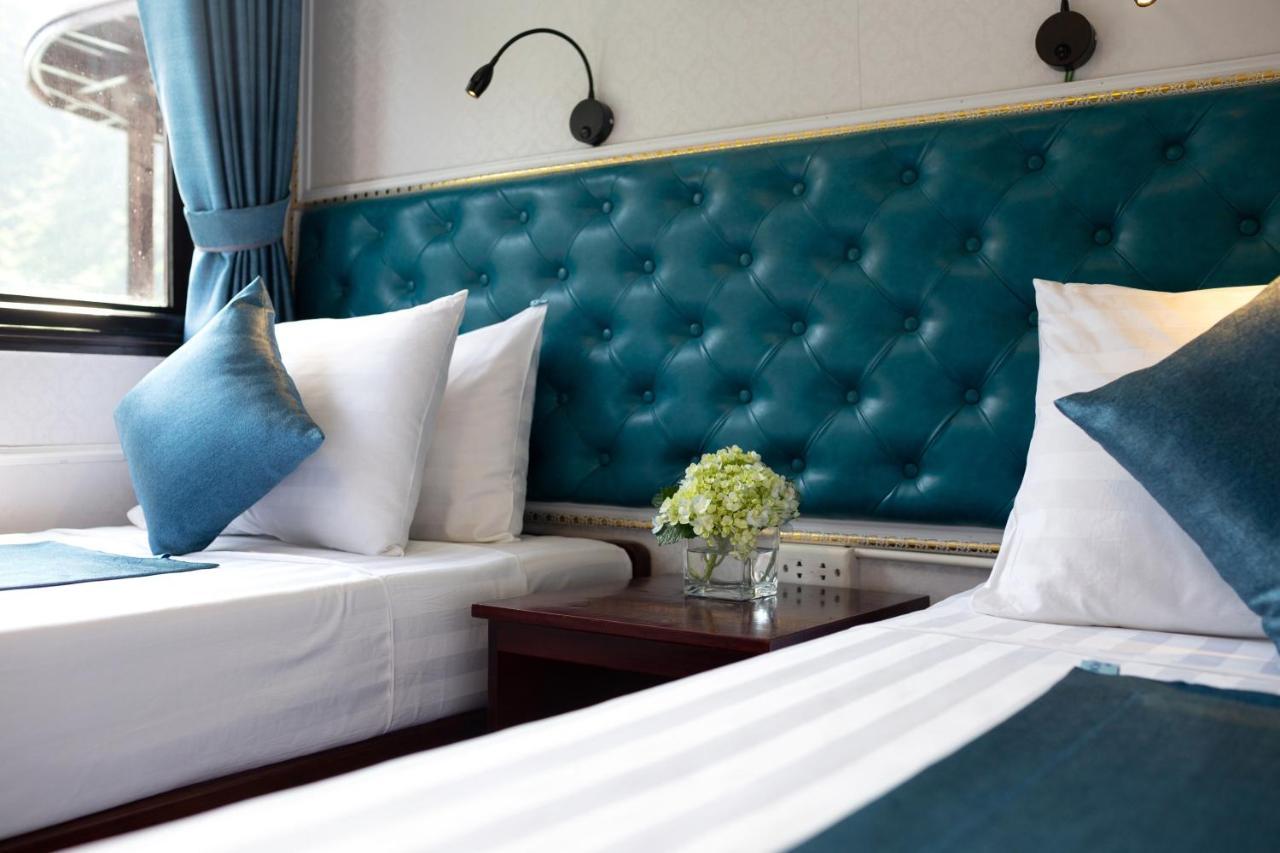 Hotel Charm Boutique Cruise à Hạ Long Extérieur photo