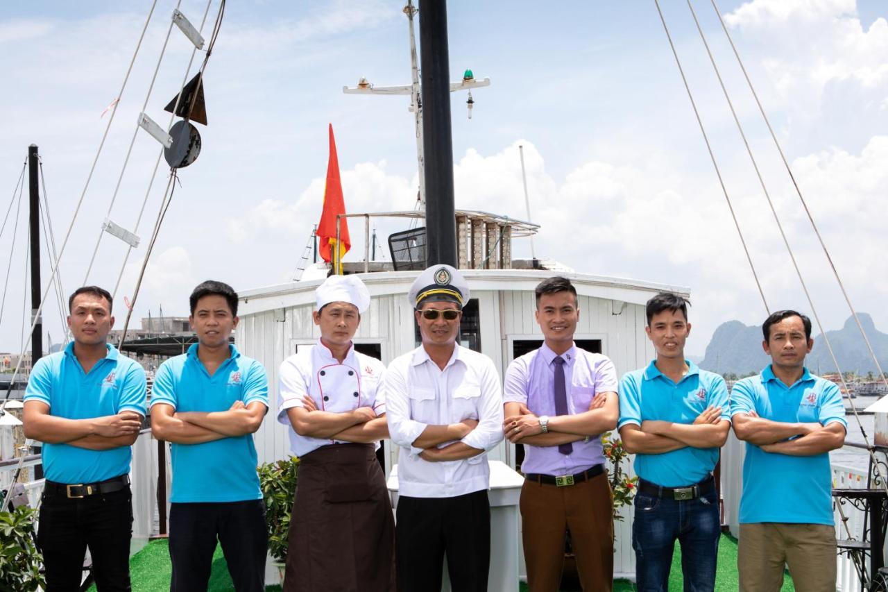 Hotel Charm Boutique Cruise à Hạ Long Extérieur photo
